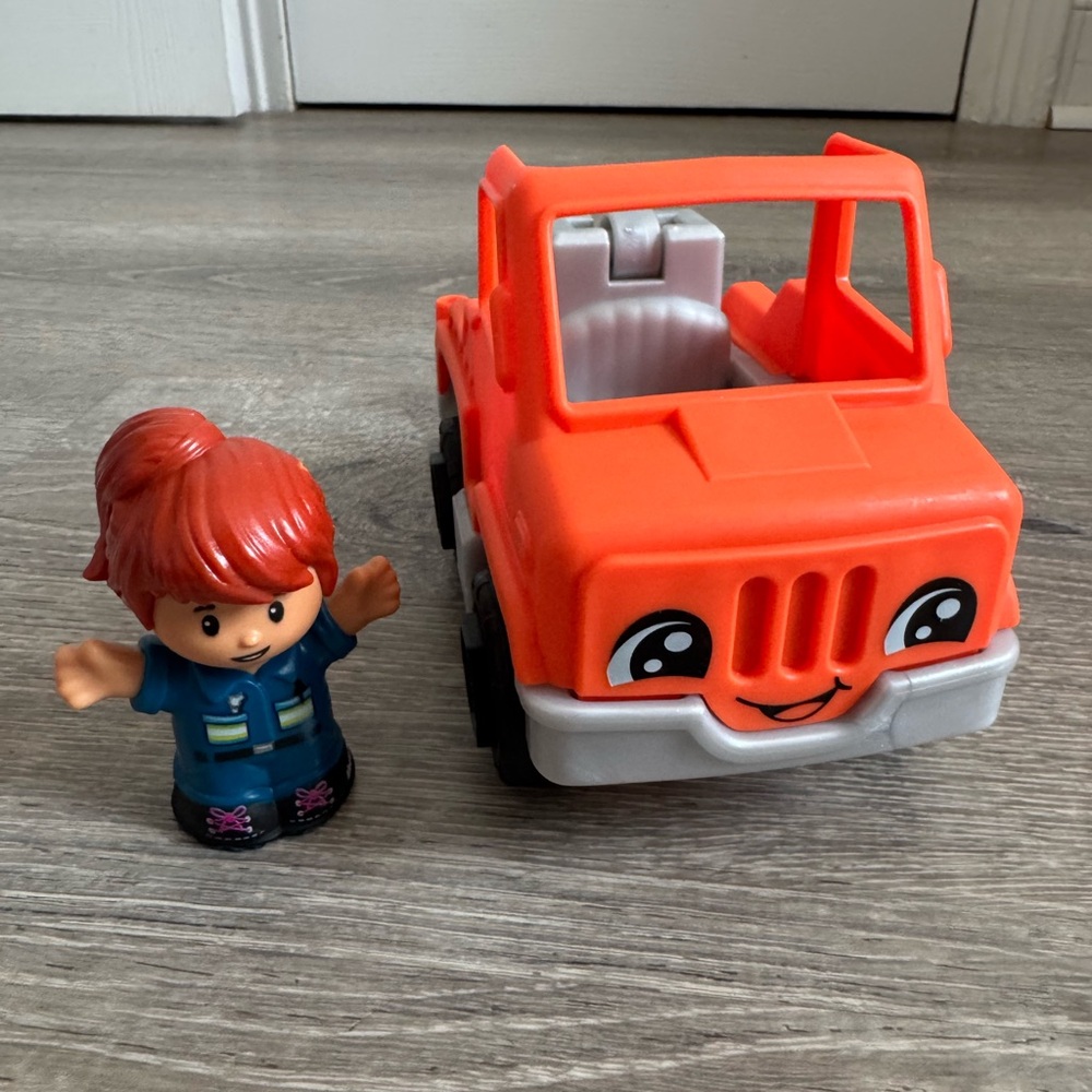Fisher-Price Little People Help and Go Tow Truck & Figure Set